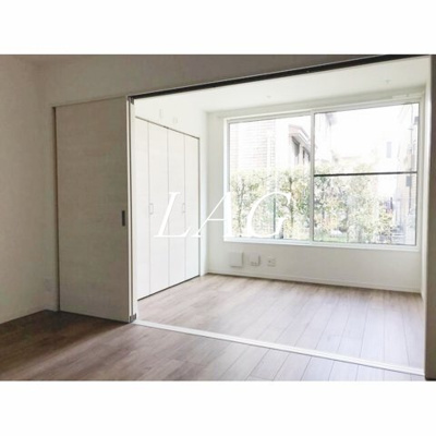 【居間・リビング】 | ウェルスクエア自由が丘ＷＥＳＴ | 洋室のお部屋です。