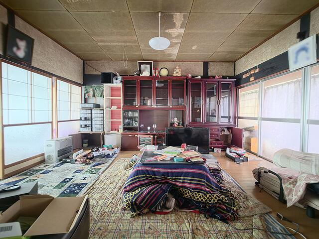 瑞浪市陶町大川の中古一戸建の居間・リビング
