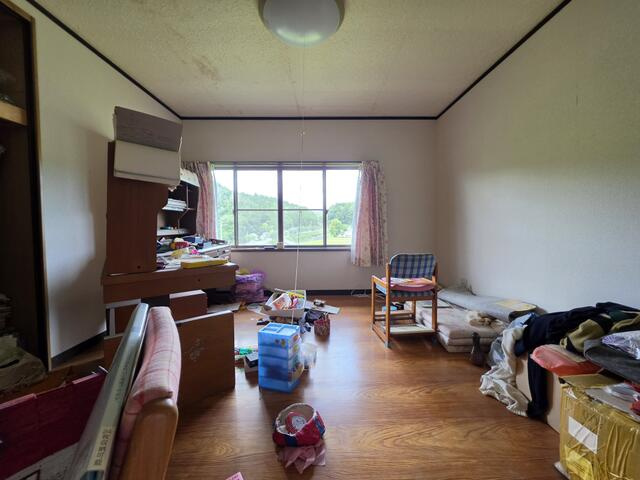 瑞浪市陶町大川の洋室
