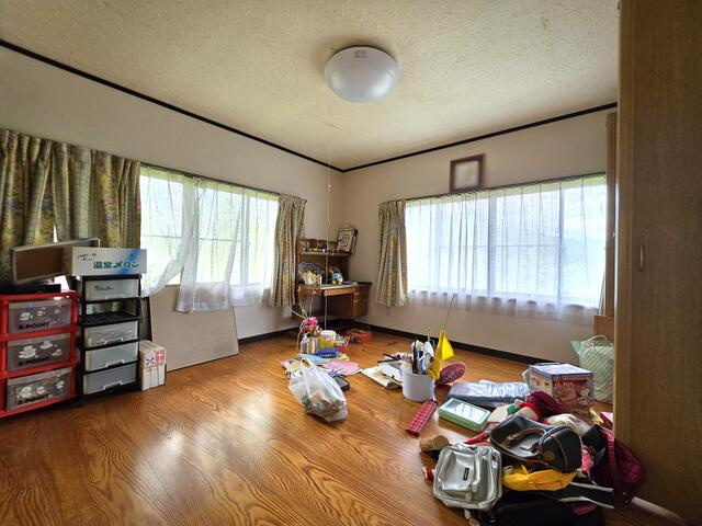 瑞浪市陶町大川の中古一戸建の洋室