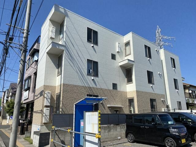 ゼフィール大宮の外観