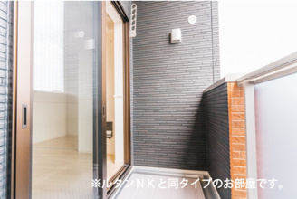 【バルコニー】 | 鹿黒アパート　E | ※同タイプの写真となります