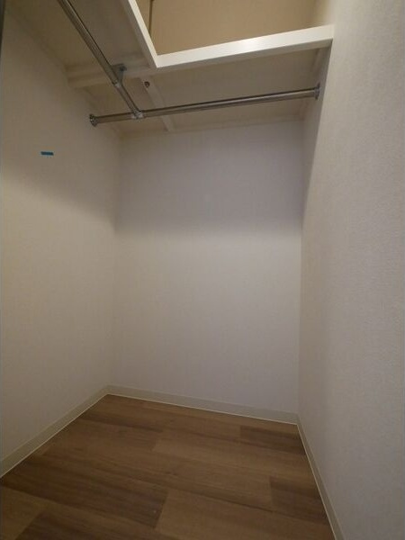 プレサンスNAGOYAファストの収納
