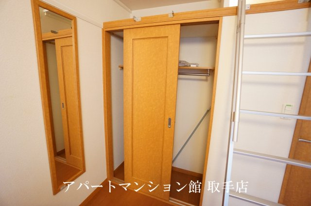 レオパレスアズミールの収納