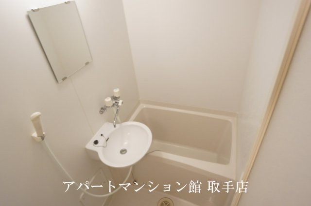 レオパレスアズミールの浴室|画像5