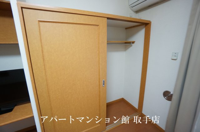 レオパレスベルエポックの収納