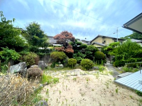 黒川東一丁目（C-21）の庭