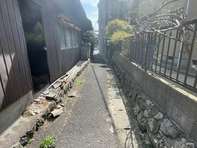 黒川東一丁目（C-21）の周辺