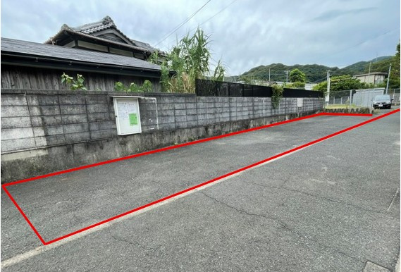 黒川東一丁目（C-21）の駐車場