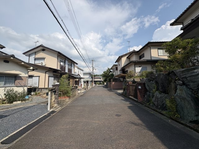 大津市南郷4丁目　土地の前面道路含む現地写真