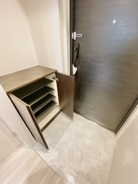 S-RESIDENCE本山の玄関