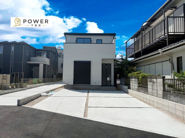 リーブルガーデン　岡崎市元能見町の外観|落ち着いた色合いと上品な質感の外観は、家族の成長とともに永く愛せるデザインを実現しています。									
									
