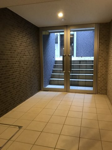ラフィーネ音羽 東棟のロビー