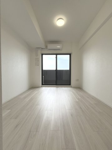 【寝室】レジュールアッシュ塚本レジデンス