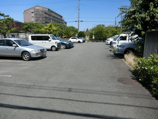 エクセルハイムⅡの駐車場