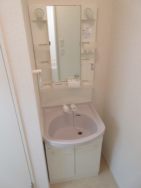 ブランメゾン妙蓮寺の洗面所
