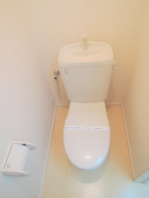 ブランメゾン妙蓮寺のトイレ
