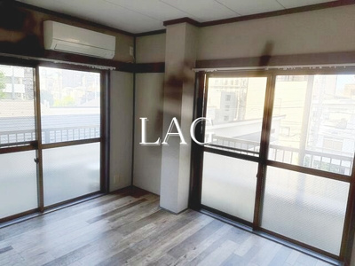 【居間・リビング】 | クレドールイダ | 洋室のお部屋です。