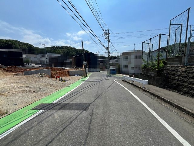 【その他】 | 福岡市博多区浦田1丁目11期　1号棟（全5棟）【仲介手数料無料・0円】 | 現地写真。前面道路です。