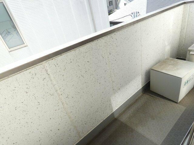 グランシャリオ三軒茶屋のバルコニー|バルコニー付きです