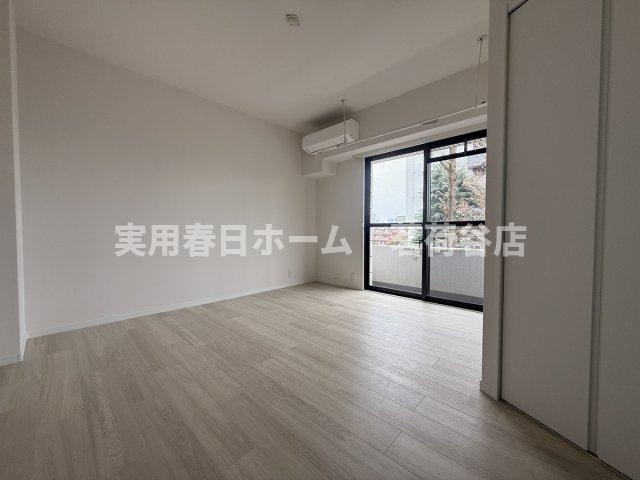 【寝室】
