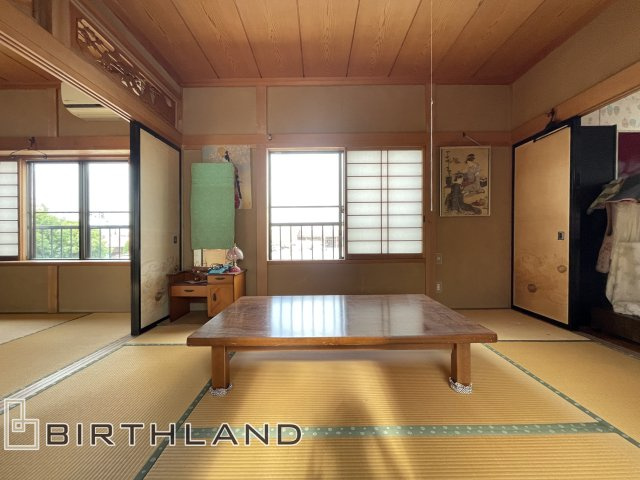 会津若松市駅前町　中古戸建ての和室