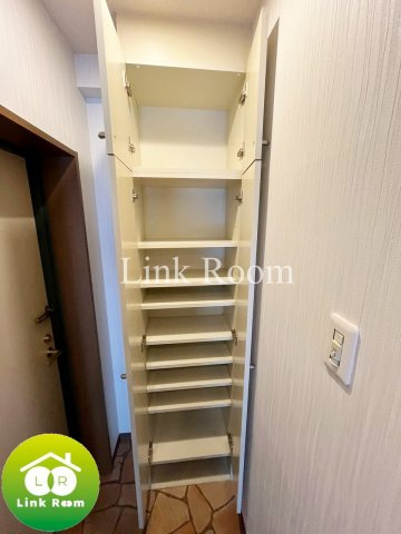 パークウェル神田EASTの玄関