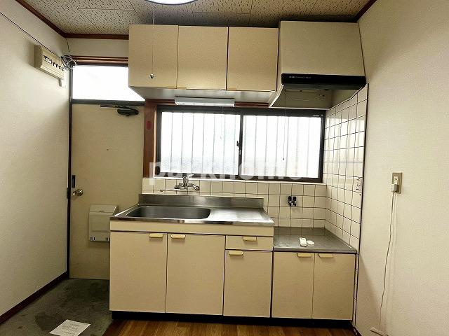 ハイツ栄のキッチン|お料理しやすいキッチンです