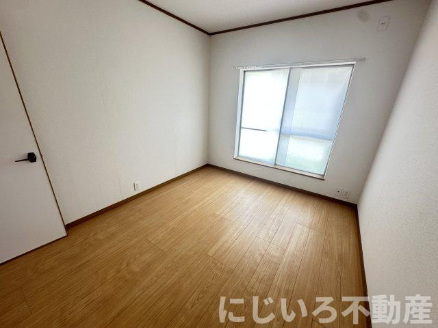 アイリス南開の寝室