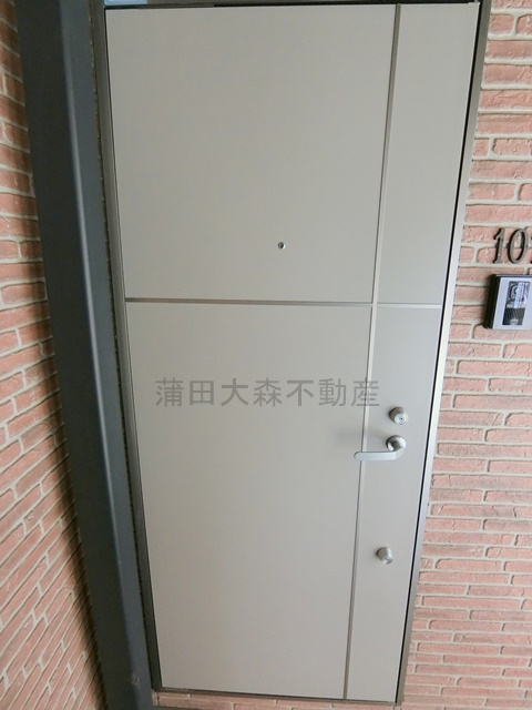 アリエッタ南蒲田の玄関