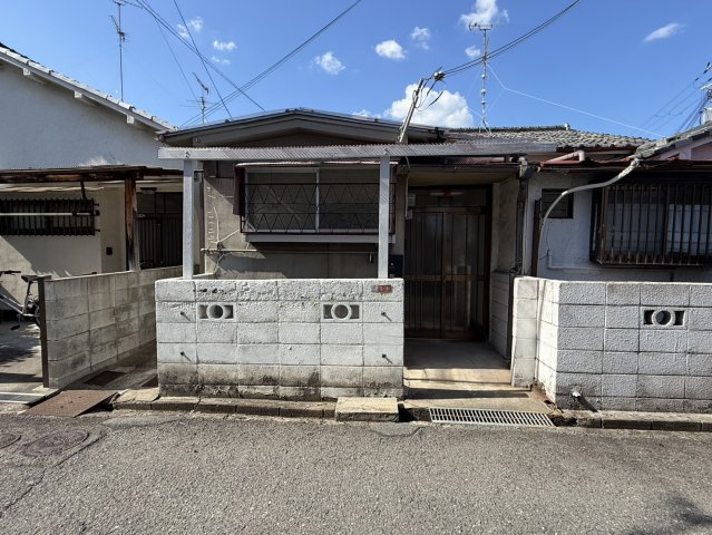 出口　平屋リノベテラス