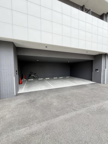 【駐車場】レジュールアッシュ塚本レジデンス 