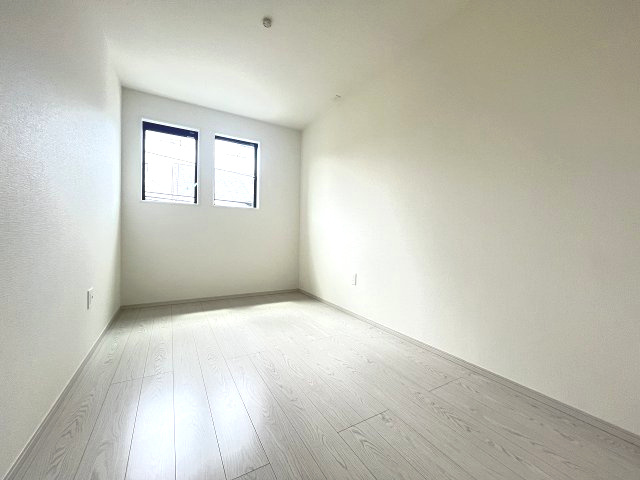 【子供部屋】 | 福岡市博多区浦田1丁目11期　5号棟（全5棟）【仲介手数料無料・0円】 | 施工例。施工例は完成時と異なる場合があります。