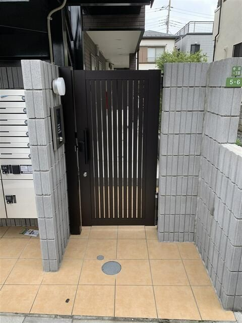 アル・ソーレ亀有のエントランス