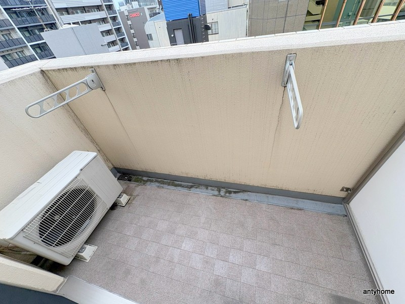 クレビオス天満橋　仲介手数料無料のバルコニー