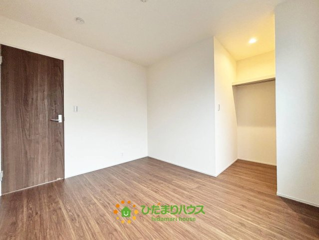 古河下辺見第6　新築一戸建て　05　の収納|各部屋に１つ収納あります！