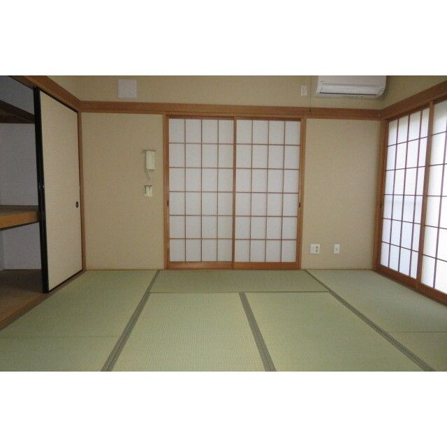 本町6丁目貸家の和室