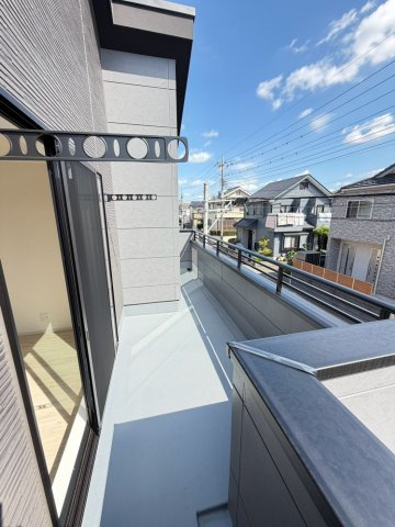 越谷市赤山町新築戸建てのバルコニー