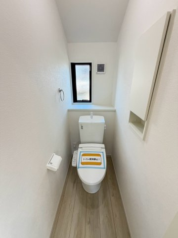 越谷市赤山町新築戸建てのトイレ