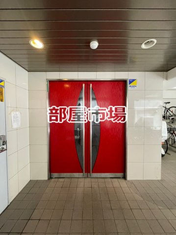 リヴシティ上野入谷のエントランス