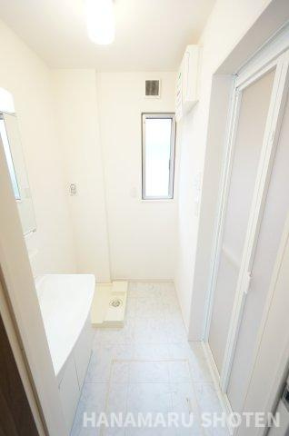 ネオ君塚戸建の洗面所|物件、駅でお待ち合わせでのご案内歓迎！