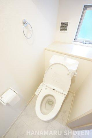 ネオ君塚戸建のトイレ|物件、駅でお待ち合わせでのご案内歓迎！