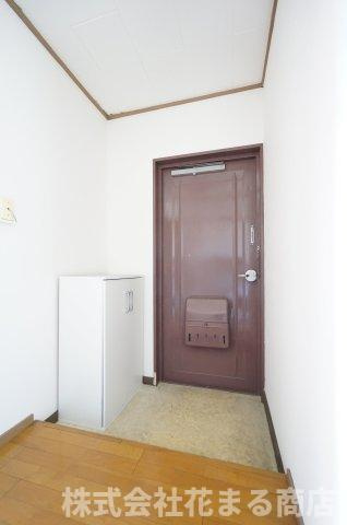 第二みつわ台ハイツDの玄関|物件、駅でお待ち合わせでのご案内歓迎！