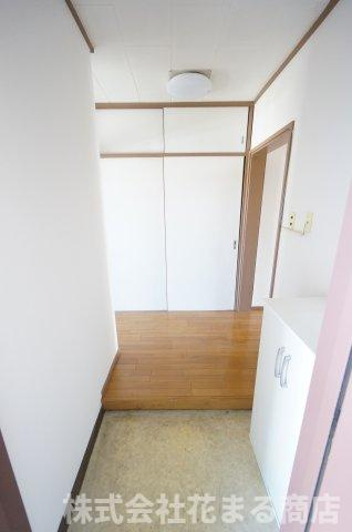 第二みつわ台ハイツDの玄関|物件、駅でお待ち合わせでのご案内歓迎！