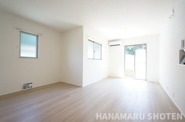 リナージュL　市原市若宮1丁目01期　2号棟の居間・リビング
