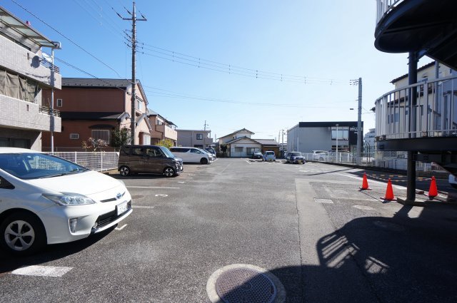 ライトヒルズ桜木の駐車場|ご見学・ご契約時の送迎可能！