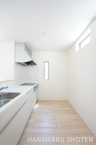 クレイドルガーデン市原市今津朝山のキッチン|物件、駅でお待ち合わせでのご案内歓迎！