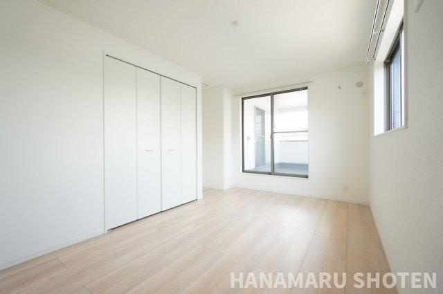 クレイドルガーデン市原市今津朝山の洋室|物件、駅でお待ち合わせでのご案内歓迎！
