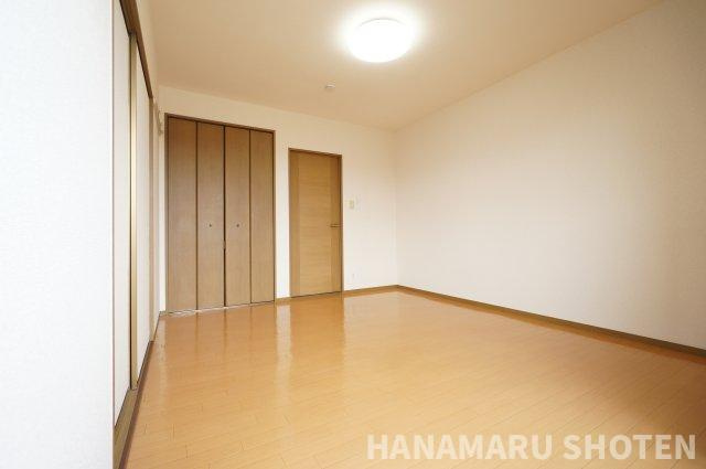 エクセルSAITA Ⅱの洋室|物件、駅でお待ち合わせでのご案内歓迎！