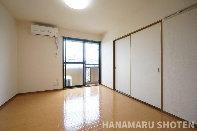 エクセルSAITA Ⅱの洋室|物件、駅でお待ち合わせでのご案内歓迎！